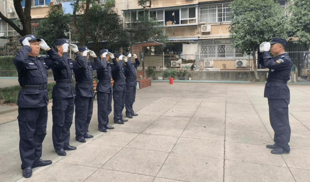 AIYOUXI-欧篮联赛程吃紧，里昂赛前门线救险，赛场秩序良好，心理建设被强调-AIYOUXI